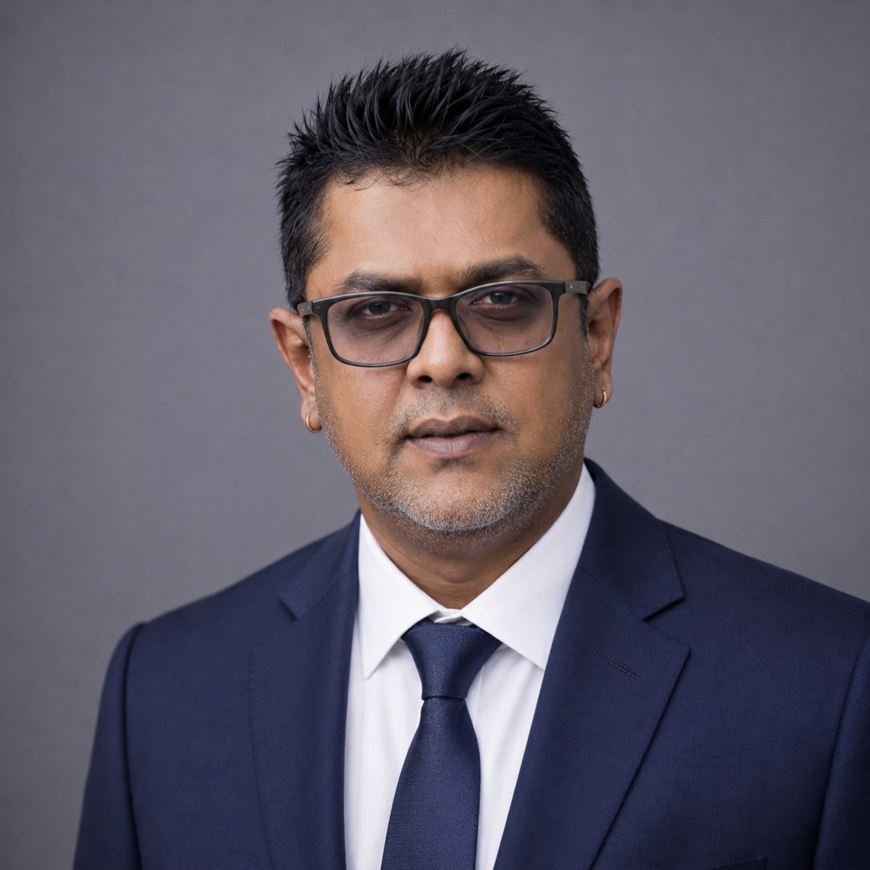 Gunraj Seegoolam (Vishal), Directeur de Dataworks Realty