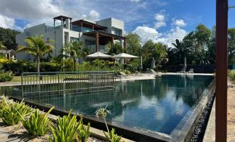 Penthouse en bord de mer à vendre – Pointe aux Piments