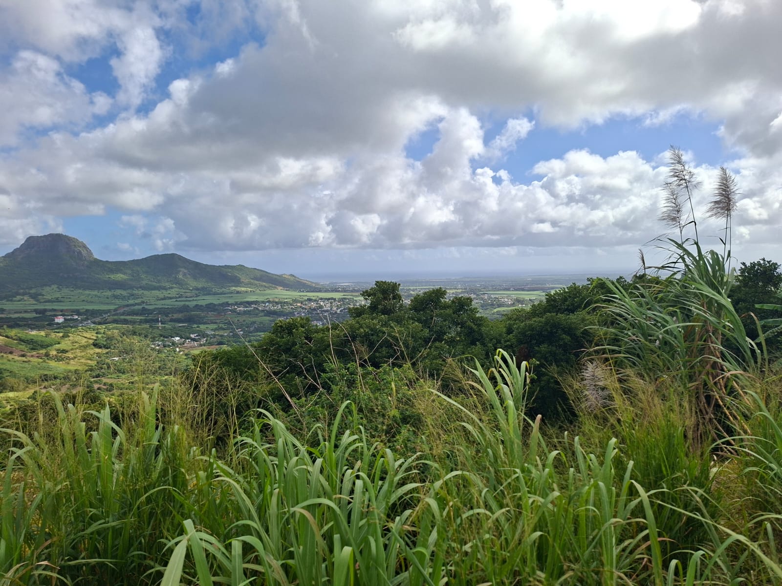 Terrain à Vendre à Les Mariannes, Île Maurice – Vue mer et montagnes